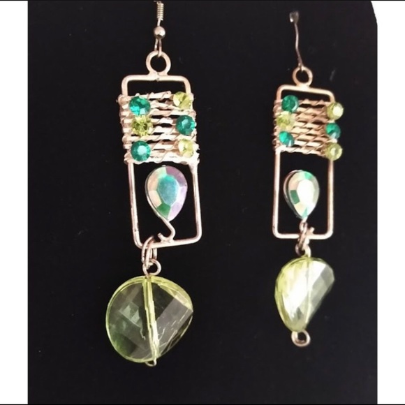 “Caged Tear” Green Abstract Geometric Teardrop Wire-Wrap Artisan Handmade Dangle - Picture 5 of 7